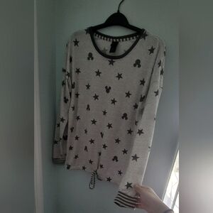 Women's M Disney 2pc pajama set